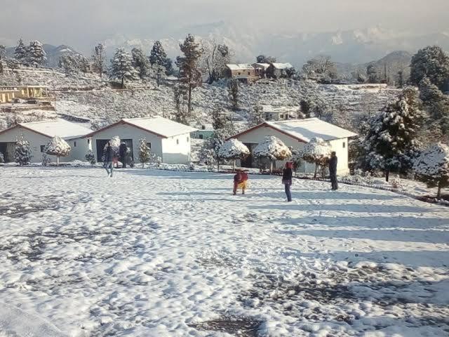 Shanti Home Stay Chaukori Kültér fotó